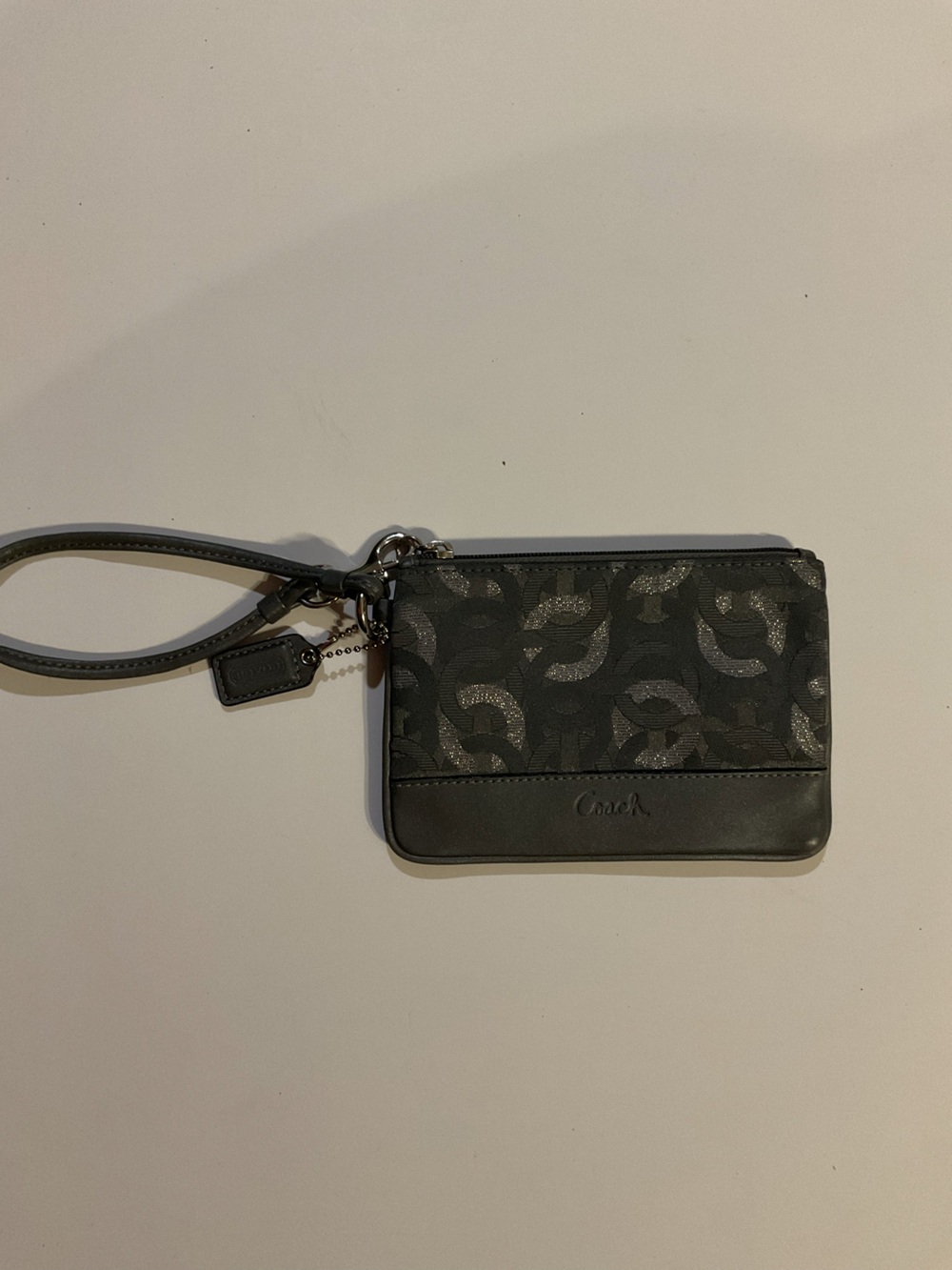 Vintage Y2K Coach Optic Lurex Signature C Wristlet Grey Metallic Silver